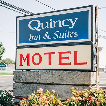 Quincy Inn And Suites エクステリア 写真